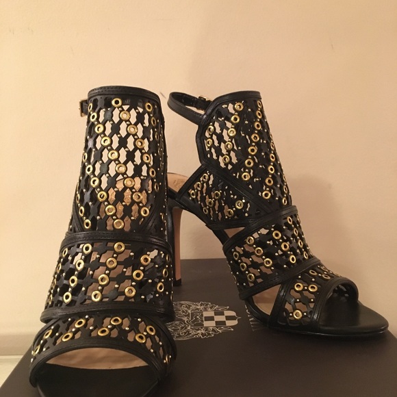 vince camuto korthina